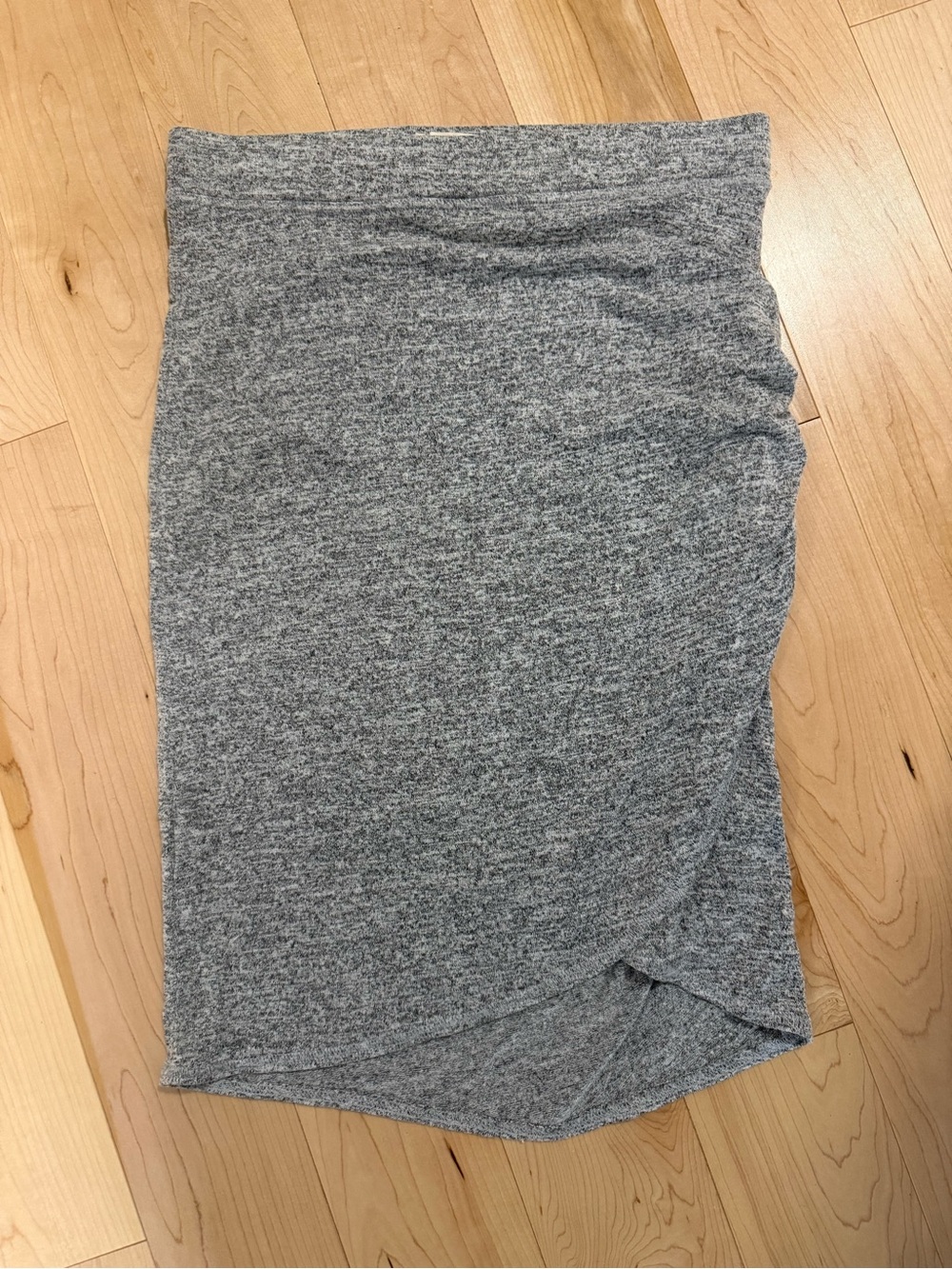 Wilfred Gray Knit Tulip-Hem Pencil Skirt